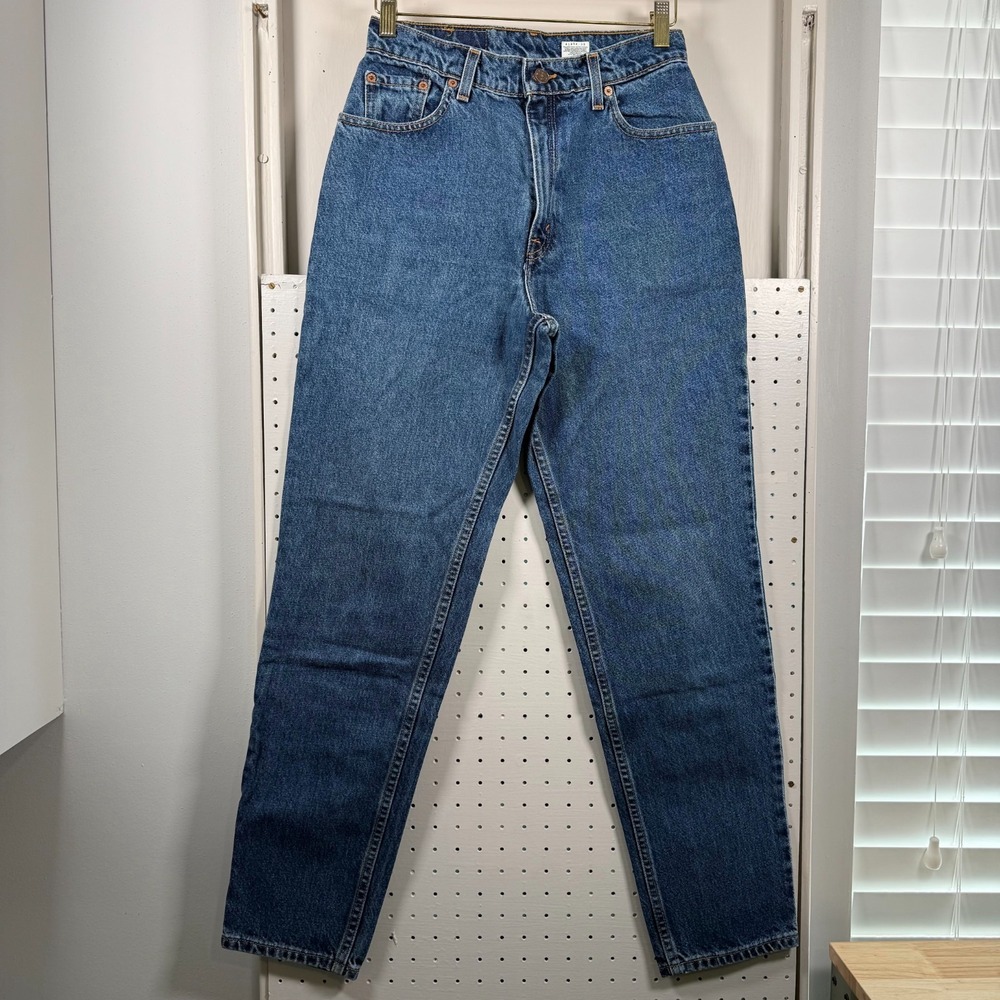 Levi's 550 Relaxed Fit Tapered Leg Jeans Womens 8 Blue Denim Classic Zip Fly VTG